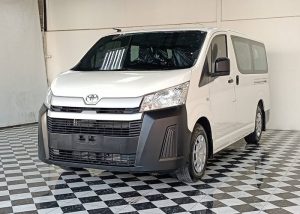 2020 TOYOTA VAN HIACE 2.8 2WD MT White