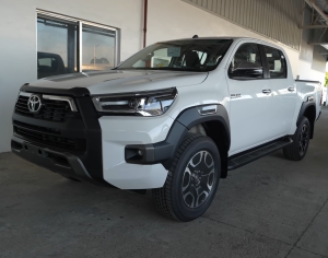 2027 TOYOTA HILUX DOUBLE CAB 2.4 2WD AT White