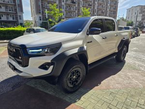 2027 TOYOTA HILUX DOUBLE CAB 2.8 4WD AT White