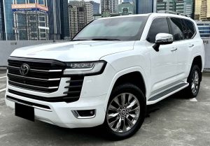 2027 TOYOTA LAND CRUISER SUV 3.3 4WD AT White