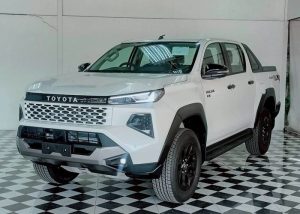 2026 TOYOTA HILUX TRAVO OVERLAND PLUS DOUBLE CAB 2.8 4WD AT White