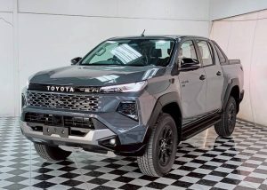 2026 TOYOTA HILUX TRAVO OVERLAND PLUS DOUBLE CAB 2.8 4WD AT Gray