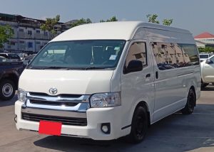 2019 TOYOTA VAN COMMUTER 2.7 2WD MT White
