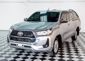 2021 TOYOTA HILUX REVO MID SMART CAB 2.4 2WD MT Silver