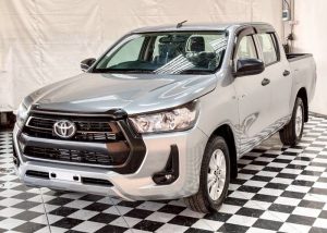 2020 TOYOTA HILUX REVO MID DOUBLE CAB 2.4 2WD AT Silver
