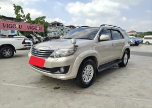 2012 TOYOTA SUV V FORTUNER 3.0 4WD AT Silver