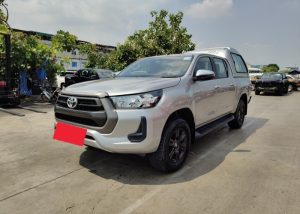 2021 TOYOTA HILUX REVO ENTRY DOUBLE CAB 2.4 2WD AT White