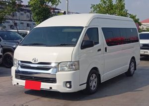 2019 TOYOTA VAN COMMUTER 2.7 2WD MT White