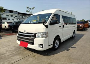 2019 TOYOTA VAN COMMUTER 2.7 2WD MT White