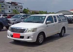 2015 TOYOTA HILUX VIGO J SMART CAB 2.7 2WD MT White