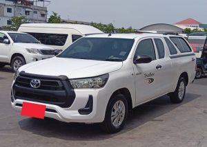 2020 TOYOTA HILUX REVO MID SMART CAB 2.4 2WD AT White