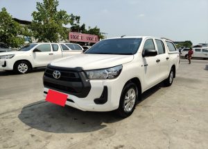2020 TOYOTA HILUX REVO MID DOUBLE CAB 2.4 2WD AT White