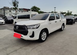 2020 TOYOTA HILUX REVO MID DOUBLE CAB 2.4 2WD AT White