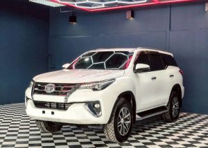 2019 TOYOTA SUV V FORTUNER 2.4 2WD AT White