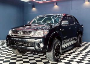 2011 TOYOTA HILUX VIGO G DOUBLE CAB 3.0 4WD MT Black