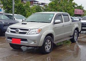 2009 TOYOTA HILUX VIGO E DOUBLE CAB 2.5 4WD MT Silver