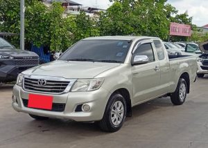 2014 TOYOTA HILUX VIGO J SMART CAB 2.7 2WD MT Silver