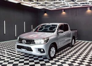 2018 TOYOTA HILUX REVO E DOUBLE CAB 2.4 2WD MT Silver