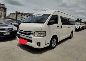 2019 TOYOTA VAN COMMUTER 3.0 2WD MT White