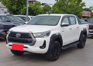 2021 TOYOTA HILUX REVO MID DOUBLE CAB 2.4 2WD AT White