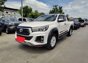 2019 TOYOTA HILUX REVO E SMART CAB 2.4 2WD AT White
