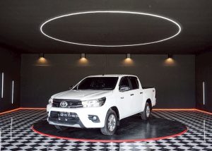 2018 TOYOTA HILUX REVO E DOUBLE CAB 2.4 2WD MT White