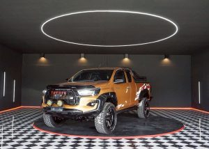 2017 TOYOTA HILUX REVO J SMART CAB 2.4 4WD AT Orange
