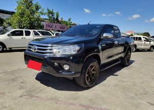 2017 TOYOTA HILUX REVO E SMART CAB 2.4 2WD AT Black