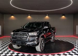 2021 TOYOTA HILUX REVO MID DOUBLE CAB 2.4 2WD AT Black