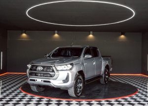 2020 TOYOTA HILUX REVO ENTRY DOUBLE CAB 2.4 2WD AT Silver
