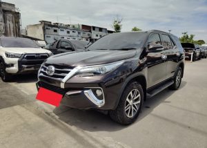 2016 TOYOTA SUV FORTUNER 2.4 2WD AT Brown