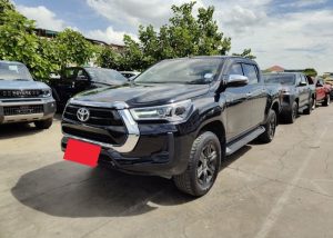 2022 TOYOTA HILUX REVO ENTRY DOUBLE CAB 2.4 2WD AT Black