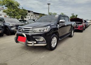 2017 TOYOTA HILUX REVO G DOUBLE CAB 2.4 2WD AT Black