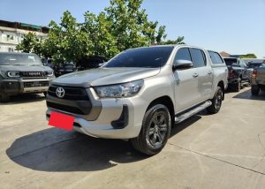 2021 TOYOTA HILUX REVO ENTRY DOUBLE CAB 2.4 2WD AT Silver