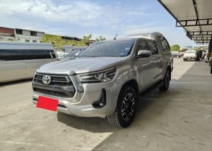 2021 TOYOTA HILUX REVO HIGHT DOUBLE CAB 2.8 4WD AT Silver