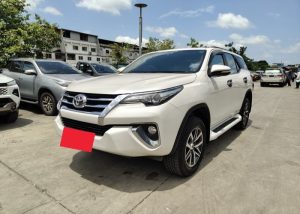 2017 TOYOTA SUV V FORTUNER 2.4 2WD AT White