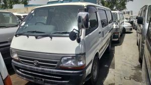 1999 TOYOTA HIACE VAN 3.0 2WD AT White