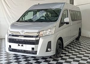 2026 TOYOTA VAN COMMUTER 2.8 2WD AT Silver