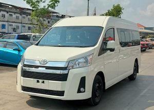 2026 TOYOTA VAN COMMUTER 2.8 2WD AT White