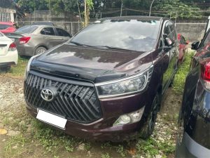 2017 TOYOTA INNOVA DOUBLE CAB 2.8 2WD AT Brown