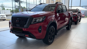 2026 NISSAN NAVARA DOUBLE CAB 2.5 2WD AT Red