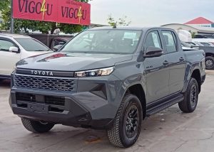 2026 TOYOTA HILUX TRAVO SMART DOUBLE CAB 2.8 2WD AT Gray