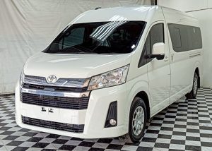 2019 TOYOTA VAN COMMUTER 2.8 2WD MT White