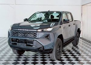 2026 TOYOTA HILUX TRAVO SMART DOUBLE CAB 2.8 2WD AT Gray