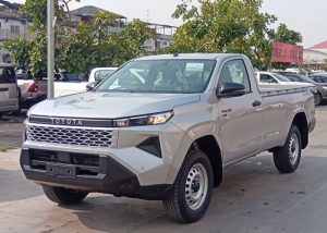 2026 TOYOTA HILUX TRAVO 4TREX SINGLE CAB 2.8 4WD MT Silver