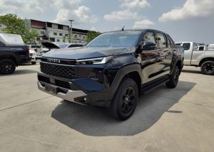 2026 TOYOTA HILUX TRAVO OVERLAND PLUS DOUBLE CAB 2.8 4WD AT Black