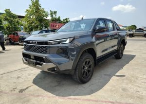 2026 TOYOTA HILUX TRAVO OVERLAND PLUS DOUBLE CAB 2.8 4WD AT Gray