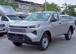 2026 TOYOTA HILUX TRAVO 4TREX SINGLE CAB 2.8 4WD AT Silver