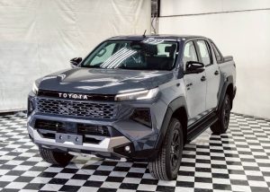 2026 TOYOTA HILUX TRAVO OVERLAND PLUS DOUBLE CAB 2.8 4WD AT Gray