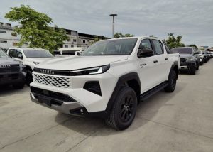 2026 TOYOTA HILUX TRAVO OVERLAND PLUS DOUBLE CAB 2.8 4WD AT White